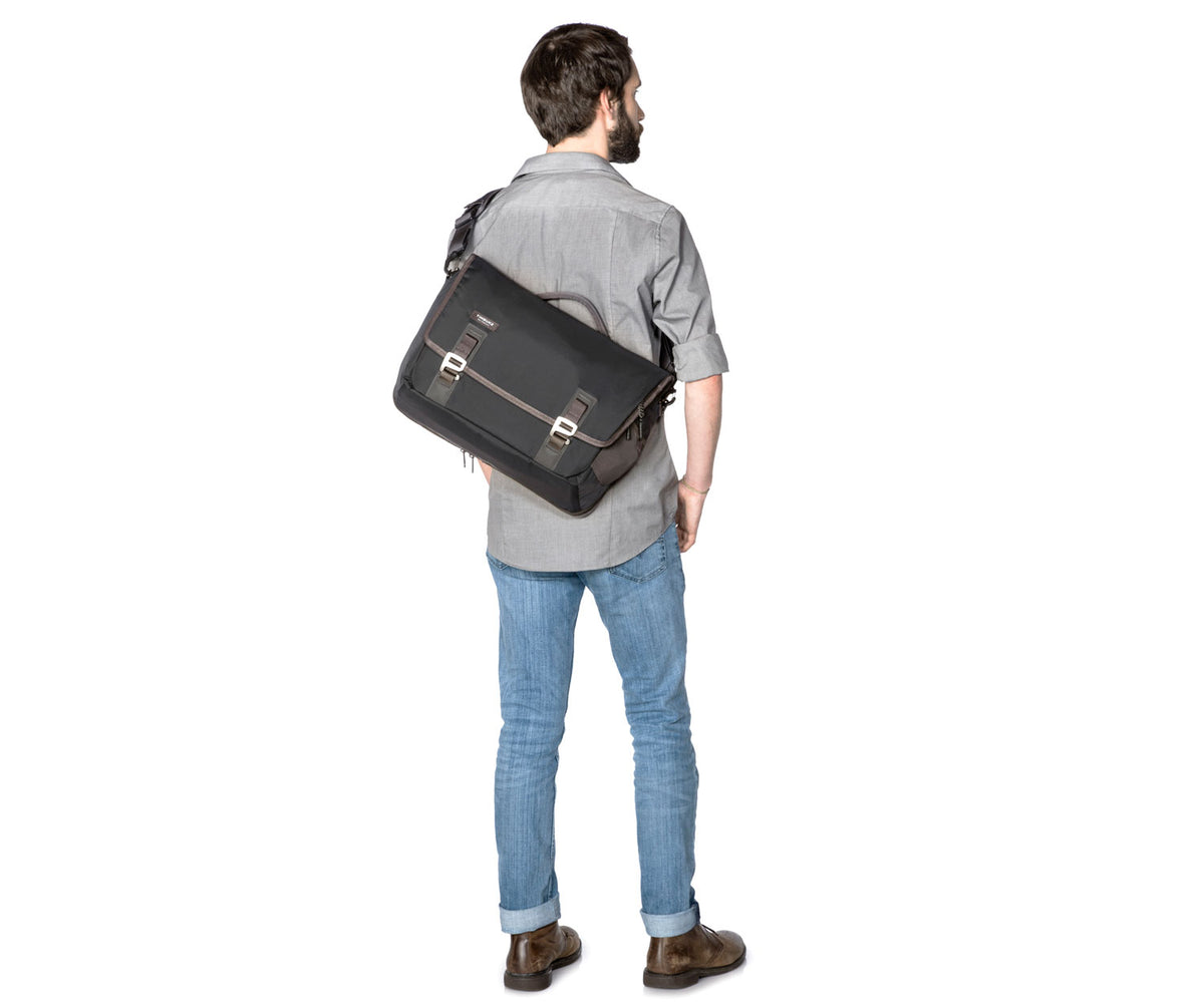 Timbuk2 command outlet messenger